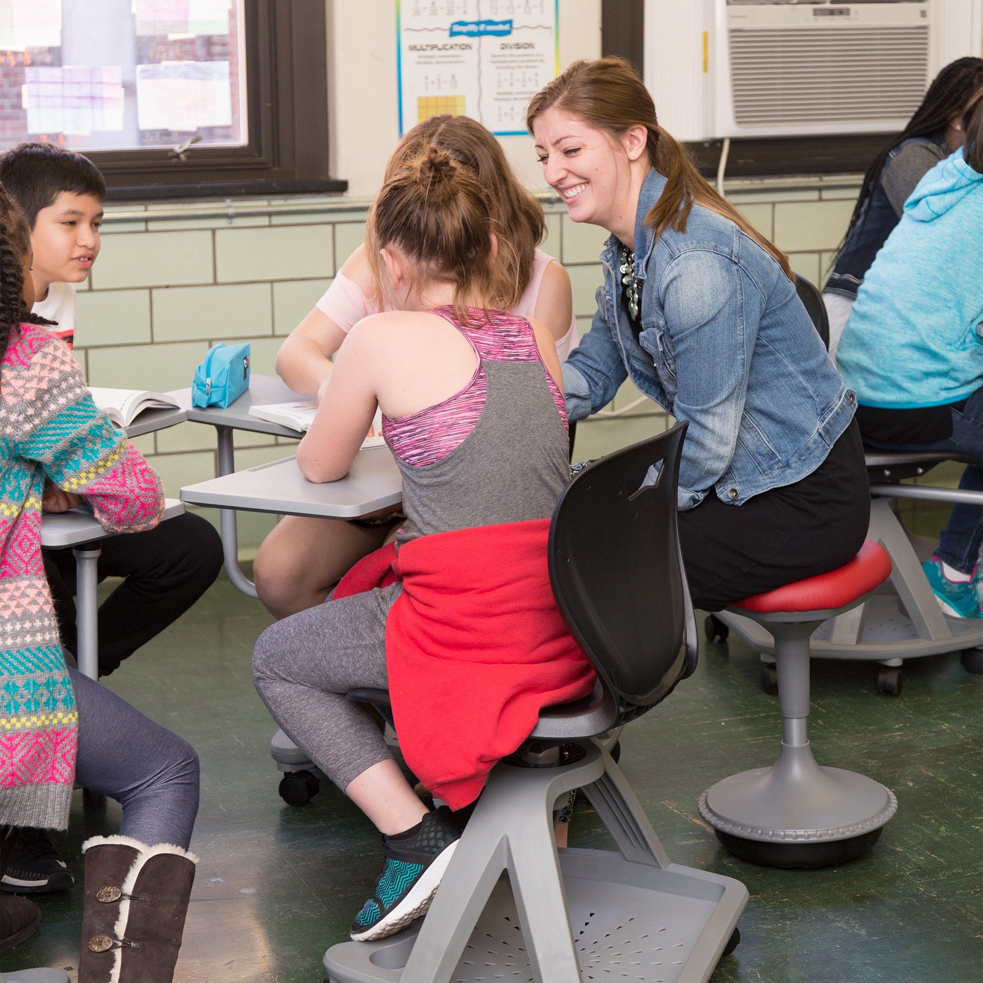 Active Learning Stool with Adjustable Height & Ergonomic Rocking Base